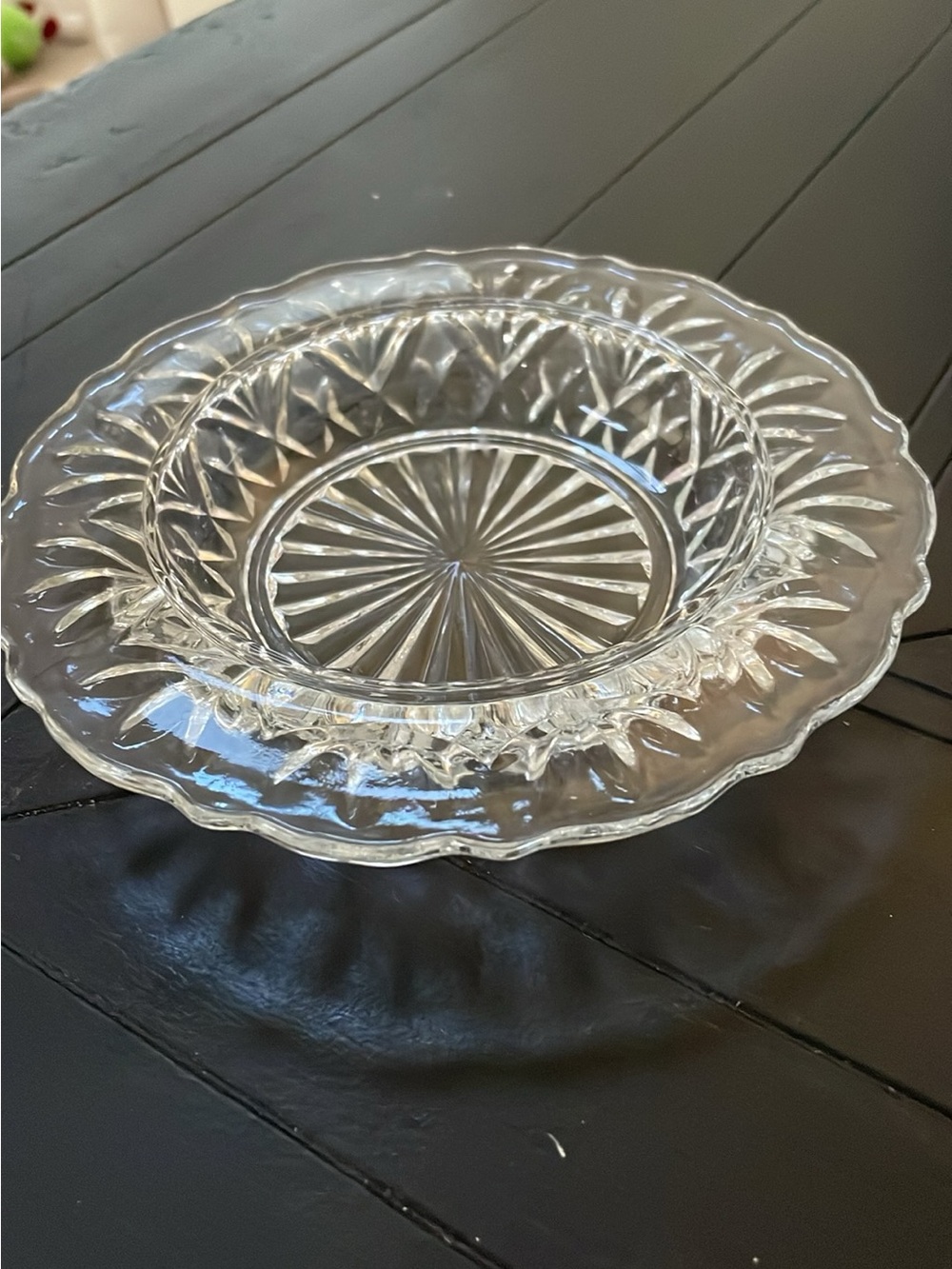 Clear Glass Decorative candle holder - Classic Pattern